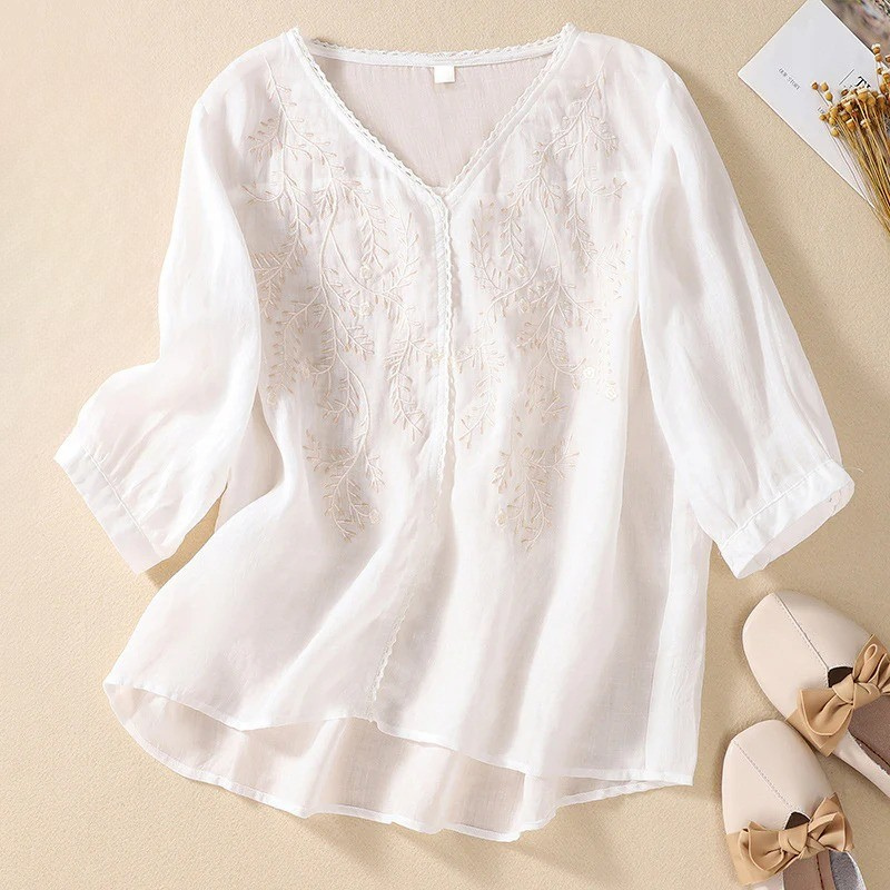 Maeve – Embroidered V-Neck Tunic