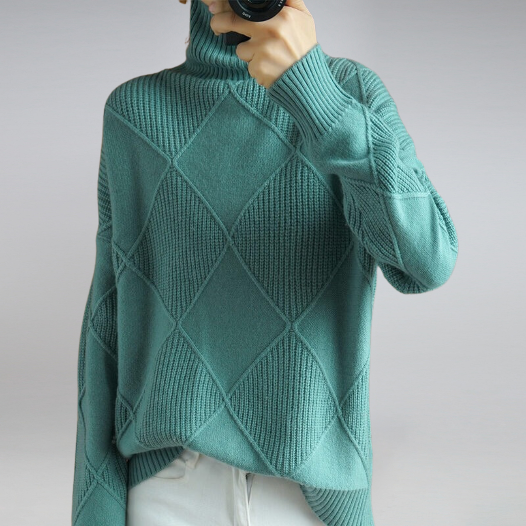 Avola - Soft Turtleneck Sweater