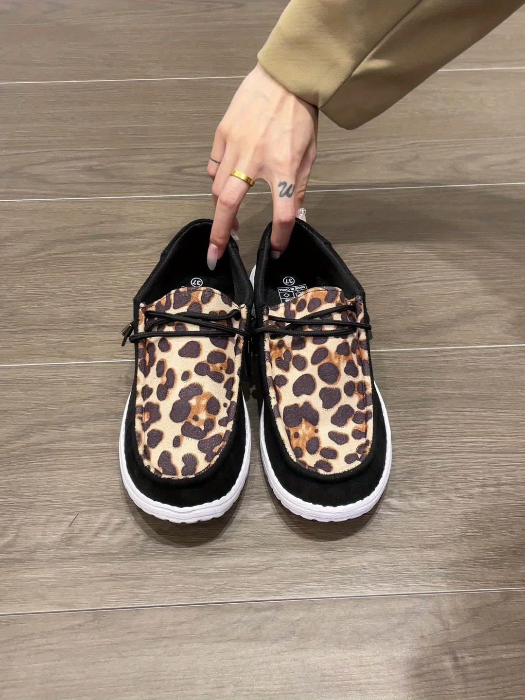 Isla - Leopard Print Casual Shoes